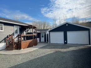Home away from Home in our 2 Bedroom Bungalow - Image 3