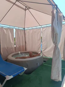 Estate with private pool and jacuzzi - Image 4