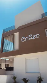 EriZen Jacuzzi Suites - Image 5