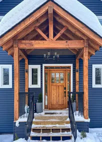 Muskoka Waterfront Getaway - Outdoor Sauna - Image 2