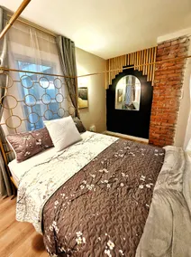 3BR Boutique Home 100” Theater Cincinnati Downtown - Image 5