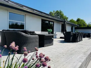 Close to Legoland and Givskud Zoo Room for 10 people. - Image 2