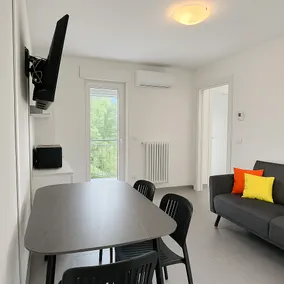 Penthouse with heated whirlpool - Image 2