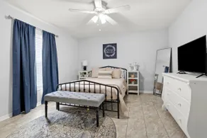 The Charming Blu Nest 77 - Image 3