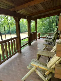 Cozy Creekside Cabin - Image 5