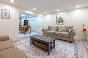 East Amherst get away: 4 bedroom, comfy & Peaceful - Image 3