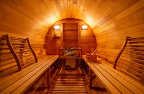 200m to the Pozama Coast / Relaxed 12:00 check-out / Sauna, heated pool, BBQ, campfire / 1 private villa - Image 2