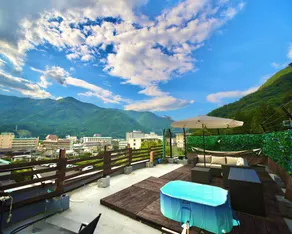 Spectacular rooftop outdoor living/large projector/Nikkosho-gu Shrine 25 minutes/station 9 minutes on foot/12 people - Image 2