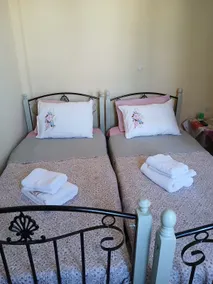 Livanos Apartments - Image 3