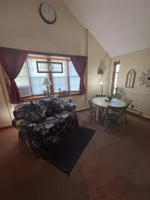 Pennsylvania Country Cottage - Image 4