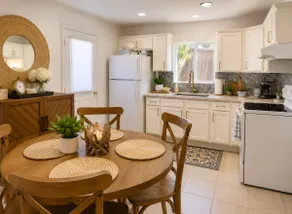 Coastal Bungalow • Near Pismo • Sleeps 5 - Image 4