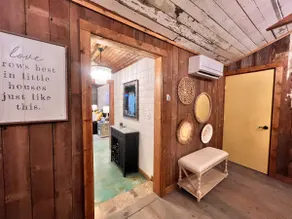 Cozy Bismarck Inn - Image 5