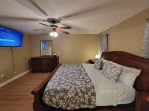Beautiful Home Away from Home #3 - Image 5
