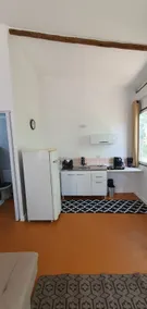 Spacious Loft Apartment (104) - Image 5