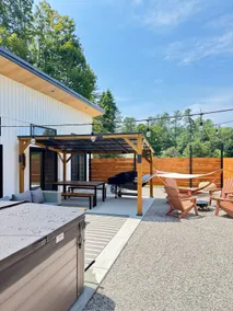 Hot Tub Retreat w/ River Access | 2 King Suites - Image 4