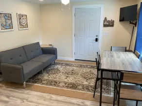 Charming 2BR/1Bath Apt w/Full Kitchen in Ellsworth - Image 3