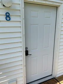 Charming 2BR/1Bath Apt w/Full Kitchen in Ellsworth - Image 5