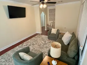 Caroline Cottage - Image 2