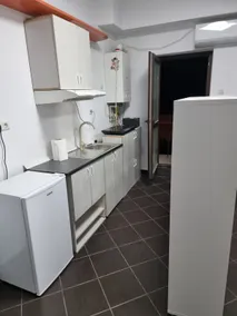 Studio spatios, cu scara privata - Image 4