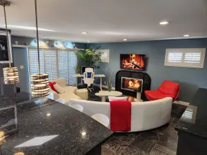 2,000 SF Penthouse | Jacuzzi + Ocean Views + A/C - Image 3