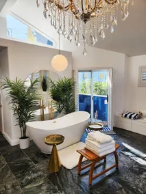 Luxe Ocean View TownHome w/ Indoor-Outdoor Jacuzzi - Image 4