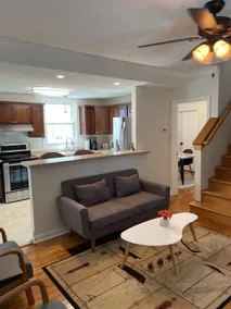 “2BR 2BA– Walk to downtown, Silver Lake - Image 5