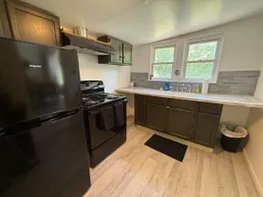 Updated Farmhouse w/ King Suite - Image 4