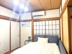 1-minute walk to the beach / 5 minutes from the station / Max 3-4 people / 3 rooms with different designs / Usami Seas... - Image 5