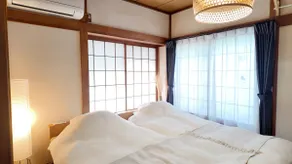 1-minute walk to the beach / 5 minutes from the station / Max 3-4 people / 3 rooms with different designs / Usami Seas... - Image 2