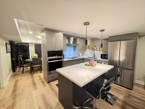 Boutique 2BR Retreat|86” Cinema Experience|Parking - Image 2