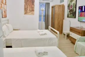 Comfortable studio in Gerakas - Image 2