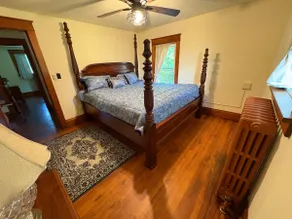 Jack’s Creek Side Getaway - Image 5