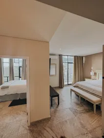 Superior King Double Suite - Image 5