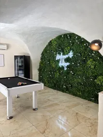 Suite l'Écrin Caché avec billard et baignoire îlot - Image 3