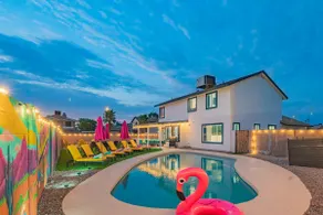 Desert Oasis- Pool, Spa, Game Loft, *Near Stadium* - Image 5