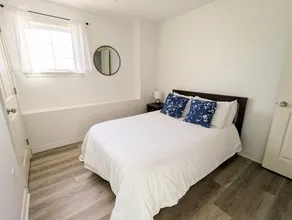 Cherry Tree Apt | North End Halifax | Free Parking - Image 4