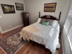 Quiet and cozy two bedroom and one bath cottage. - Image 4