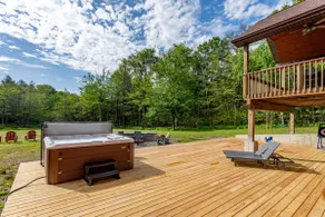 Family Lodge * Hot Tub Deck * Fire Pit Nights - Image 3