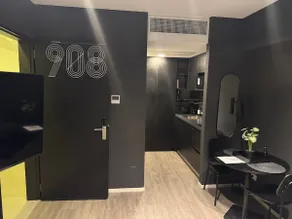Studio apartment in a category #908 building - Image 4