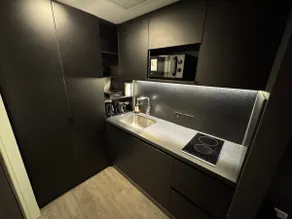 Studio apartment in a category #908 building - Image 5