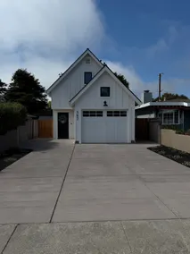 Brand New Executive Home - Image 2