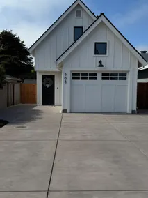 Brand New Executive Home - Image 3