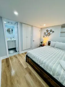 Lake Breeze 2Bed Basement Apart, EV & Free Parking - Image 4