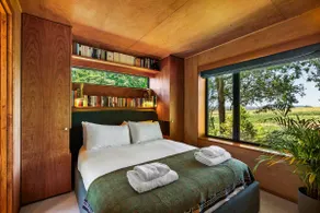 Forest Cabin & IR Sauna near Goodwood & Cowdray - Image 3