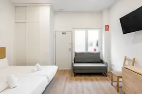 Charming Ciudad Lineal - Cozy studio for 3 - Image 2