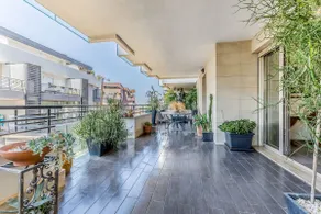 Modern Design Apartment • Roma EUR - Image 3