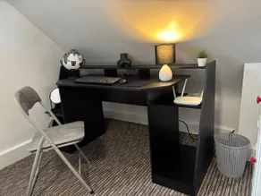 The Victorian Loft - Sleeps 4 -Parking & WIFI - Image 4