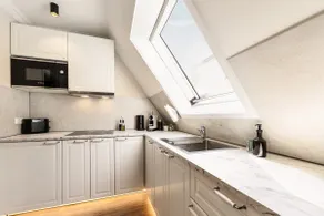 Grauburgunder Suite | Stylish Retreat I Altstadt - Image 5