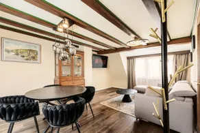 Grauburgunder Suite | Stylish Retreat I Altstadt - Image 4