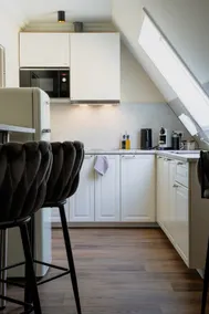 Grauburgunder Suite | Stylish Retreat I Altstadt - Image 3